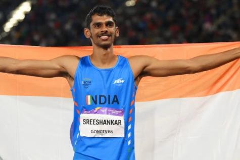 త్రుటిలో గోల్డ్ మిస్